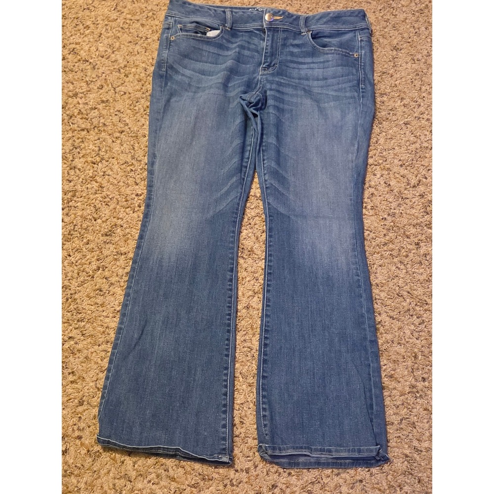 American Eagle Classic Women's Medium Blue Bootcut Jeans
